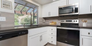 Ridgecrest Apartments Gallery 22