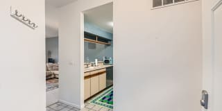 Urban Oasis: Cozy Furnished 1 BDR in Boulder Gallery 8