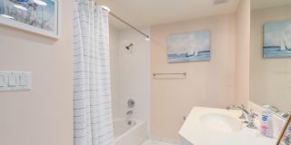 521 MANDALAY AVENUE Gallery 27