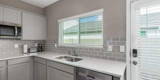 23950 W Hilton Avenue Gallery 32