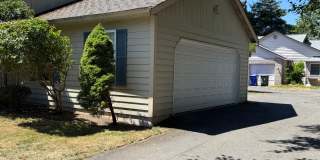 Charming No-Stairs Rambler – Move-In Ready & Minutes from Boeing Charming No-Stairs Rambler – Move-In Ready & Minutes from Boeing Gallery 4