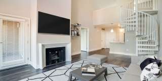 Villas at Park La Brea Apartments Gallery 4