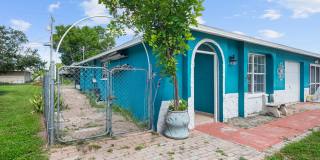 Beautiful 2-bedroom, 2-bathroom apartment in Cape Coral Gallery 3