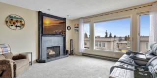 2bd, 1.5b | Downtown Living With Spectacular Views! Gallery 1