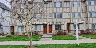 2 Bed, 2.5 Baths Tri-Level Townhome with Open Office in Sherwood 2 Bed, 2.5 Baths Tri-Level Townhome with Open Office in Sherwood Gallery 1