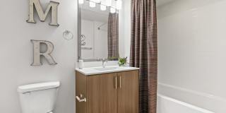 8000 Uptown Gallery 13