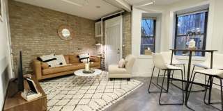 1931 N Hoyne Avenue Gallery 2