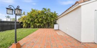 631 SW 88th Ct Gallery 17
