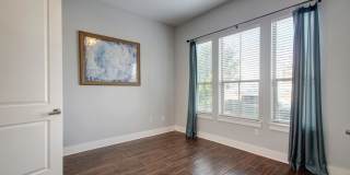 4617 Mattie Street Gallery 12