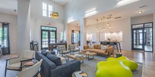 The Tristan Gallery 15