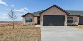 19151 Sierra Madre Unit D Gallery 1