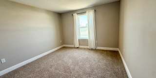 Heritage Oaks gated community 3/2.5/2 Townhome Gallery 43