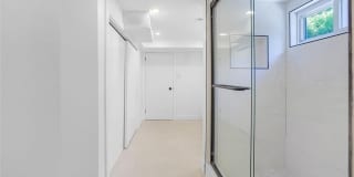 135 E Linden Avenue Gallery 34