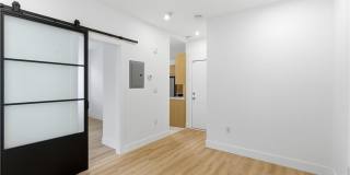 170 Broadway unit: A Gallery 4