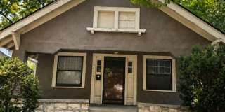 Charming 2 Bed, 1 Bath Home in Prime Kansas City Location Near Plaza & Brookside Charming 2 Bed, 1 Bath Home in Prime Kansas City Location Near Plaza & Brookside Gallery 1