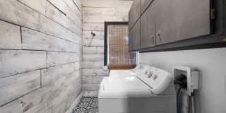 920 N Virginia Street Gallery 19