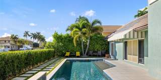70 Bay Colony Ln Gallery 84