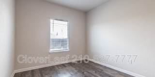 2126 Silver Maple Gallery 20