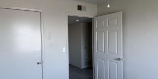 1525 Pullman Drive 1525 Pullman Drive Gallery 9