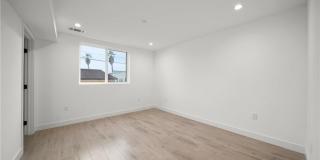 169 S Hoover Street Gallery 15