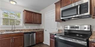 1595 Rossmore ~ Newton Place Gallery 20