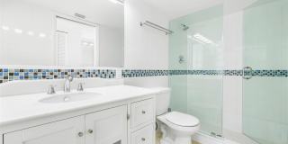 1420 Brickell Bay Dr Gallery 32