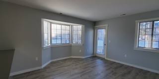 Beautifully Upgraded 1-Bedroom Condo in Downtown Traverse City Gallery 5