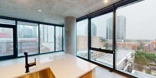 Nevéseno Gallery 100