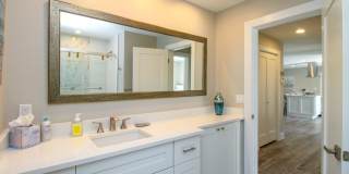 ** ROYAL HARBOR 2/2 REMODELED TOP TO BOTTON BEAUTY READY FOR SEASON ** BRING YOUR OWN BOAT ** GULF OF MEXICO ACCESS ** Gallery 35