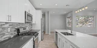 Desert Luxury Living in a Gated Community with Stunning Mountain Views! Desert Luxury Living in a Gated Community with Stunning Mountain Views! Gallery 11