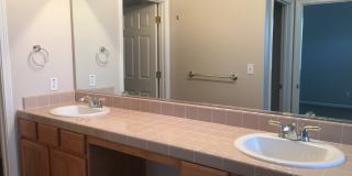 4 Bedroom 2.5 Bathroom in SW Visalia!! Gallery 11