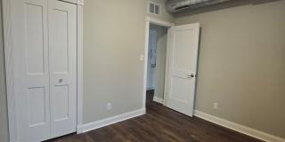 68 E Philadelphia Street Gallery 82