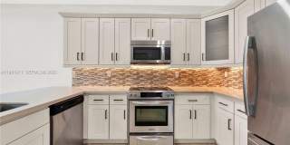 5880 NW 104th Path Gallery 6