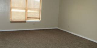 BEAUTIFUL HOME IN WOLFCREEK AREA!!! Gallery 11