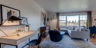 Shorewood Gallery 15