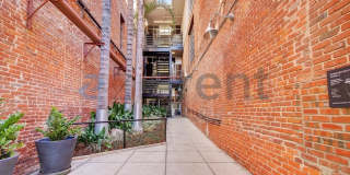 500 Molino St Ste 208 Gallery 18