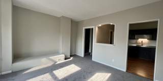 1323 N. Dupont Street - B Gallery 10