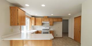 Spacious 4 Bedroom Home | 2,116 SF | Great Room with Fireplace | Fenced Backyard & 2-Car Garage Gallery 15
