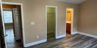 2 Story 2 bedroom townhome off Providence & I-485 Gallery 16