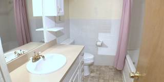 Great 4BR/2BA South Tampa home with Large fenced yard. Gallery 7
