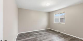 1759 Lonsdale Road Gallery 10