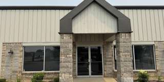 2166 N Oak Drive Gallery 1