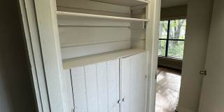 919 South Clements Street Gallery 16