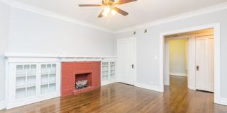 1447 West Balmoral Gallery 1