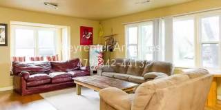 Beautiful Home Near the University! Gallery 5