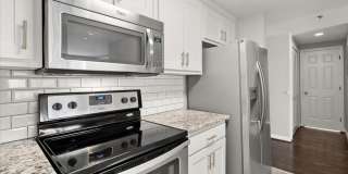 2bd/2bth in sought after Grandview Condominiums in the heart of Buckhead! Gallery 8