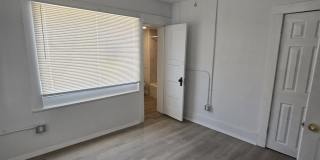110 Mesa Street SE Gallery 18