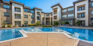 Hunters Creek Apartments Hunters Creek Apartments Gallery 1