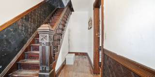 6 bed/2 bath on Rohs St., Mins. from UC for Only $600/pp ($3,600/mo)! $250 SIGN ON BONUS FOR LTO!!! Gallery 5