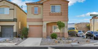 Cute 3 bedroom home freshly painted and clean Gallery 1